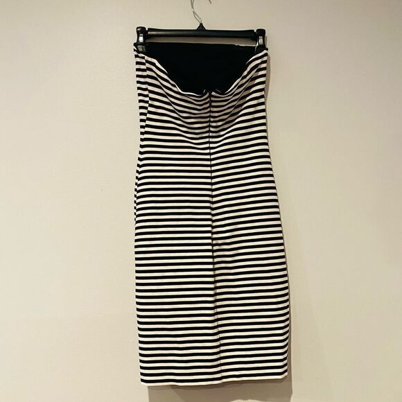 Nicole Miller Artelier Strapless Black/White Striped Sheath Dress Size Small - Picture 5 of 5